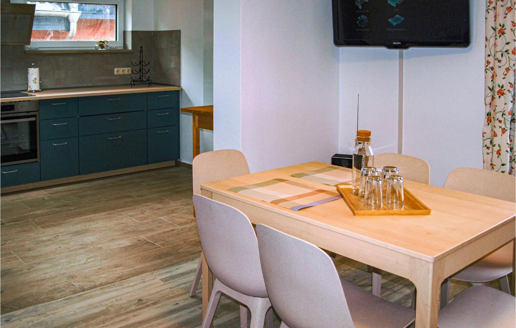 Amazing home in Neubrandenburg with WiFi&3 Bedrooms Buitenkant foto